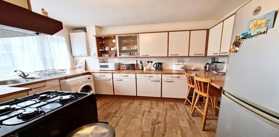 			VIRTUAL TOUR AVAILABLE!, 3 Bedroom, 1 bath, 1 reception House			 Mitford Road N19, HOLLOWAY / FINSBURY PARK